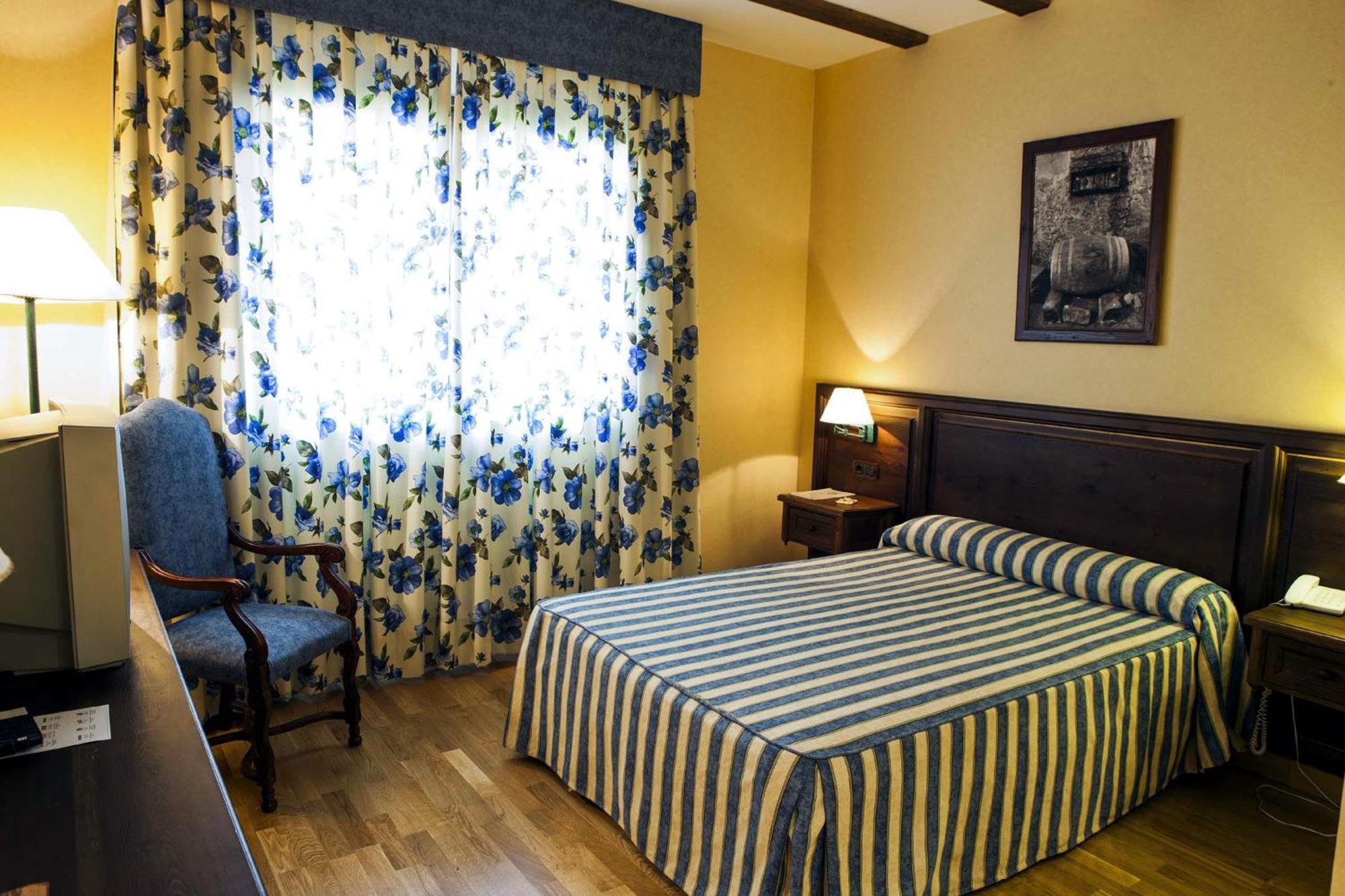 Hotel Spa Tudanca Aranda Fuentespina 객실 사진
